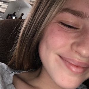 Meet your Posher, Kadence